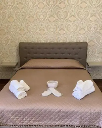 Luisetta * Пальми